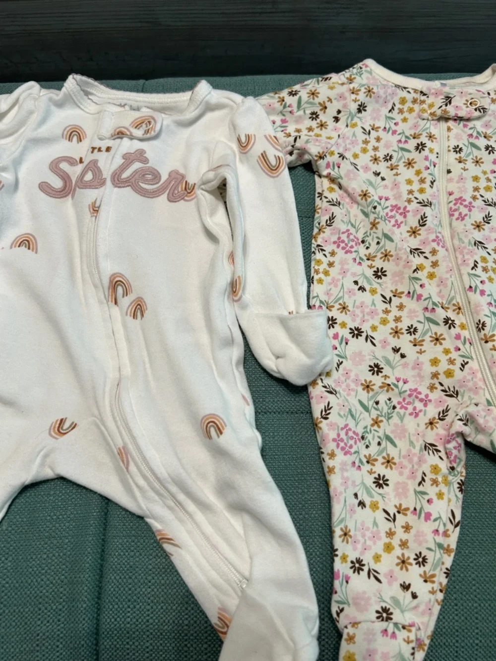 4 newborn 1 piece sleepers - Picture 4 of 5
